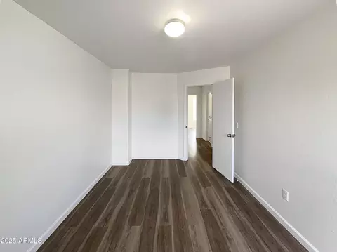 4005 W Carter Rd, Phoenix, AZ 85041 photo 17