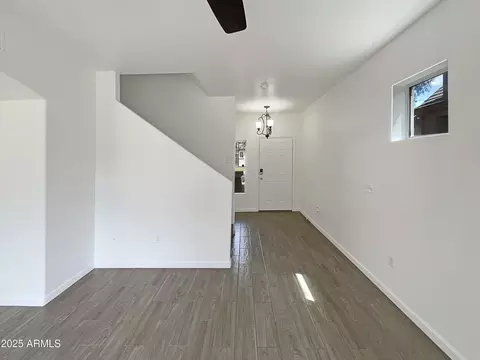 4005 W Carter Rd, Phoenix, AZ 85041 photo 14