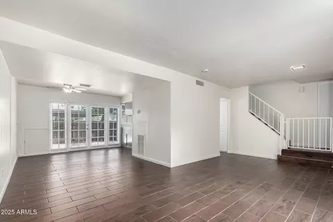 Living - 4743 N 26th Ln, Phoenix, AZ 85017 photo 2 of 3