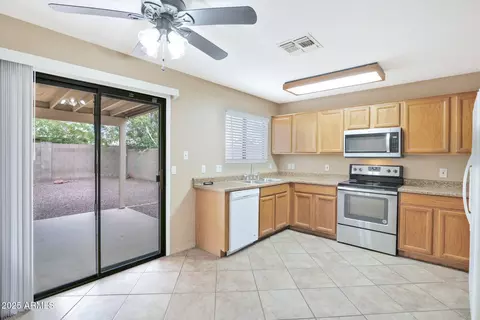 2112 E Donald Dr, Phoenix, AZ 85024 photo 6