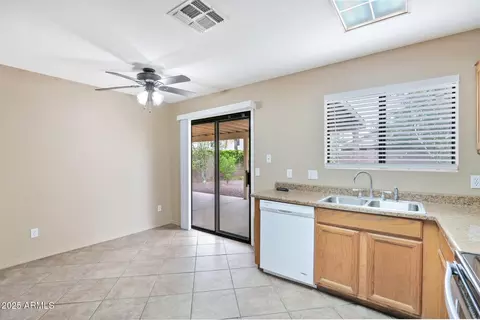 2112 E Donald Dr, Phoenix, AZ 85024 photo 11