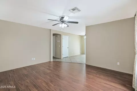 2112 E Donald Dr, Phoenix, AZ 85024 photo 4