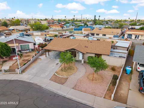 2217 N 51st Ln, Phoenix, AZ 85035