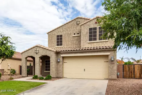 Exterior - 7342 S Debra Dr, Gilbert, AZ 85298 photo 4 of 7