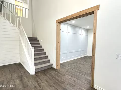 Entry Way - 7342 S Debra Dr, Gilbert, AZ 85298 photo 4 of 8