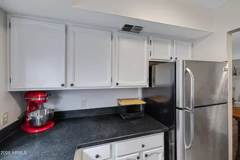 Kitchen - 5312 E Windsor Ave, Phoenix, AZ 85008 photo 3 of 3