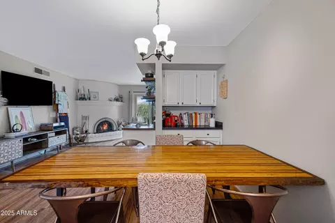 Dining - 5312 E Windsor Ave, Phoenix, AZ 85008 photo 2 of 3
