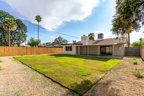 Exterior - 7125 N 23rd Ave, Phoenix, AZ 85021 photo 5 of 7