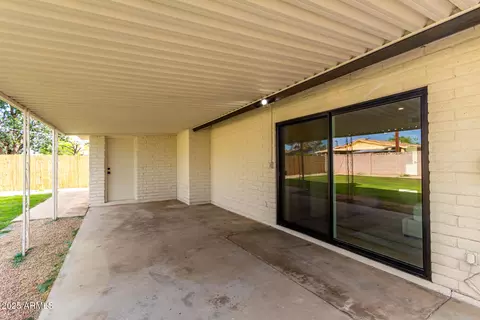 Exterior - 7125 N 23rd Ave, Phoenix, AZ 85021 photo 3 of 7