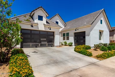 Exterior - 10156 E Talon Ave, Mesa, AZ 85212 photo 5 of 9