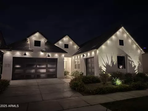 Exterior - 10156 E Talon Ave, Mesa, AZ 85212 photo 2 of 9