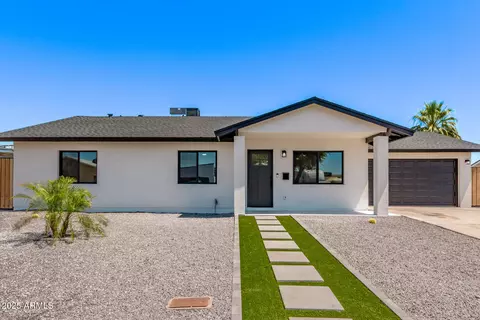 2926 E Corrine Dr, Phoenix, AZ 85032