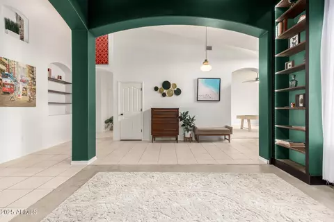 9548 E Grandview St, Mesa, AZ 85207 photo 5