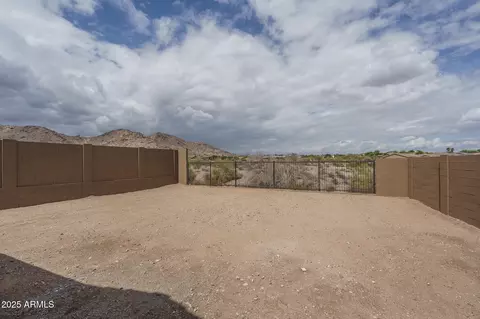 2823 N 212th Dr, Buckeye, AZ 85396