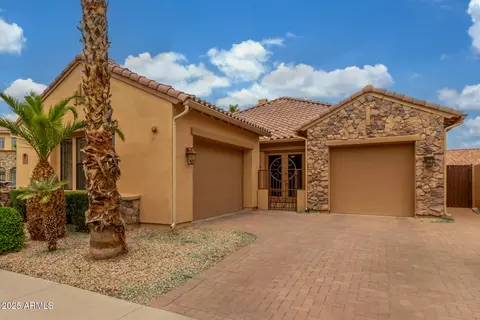 Exterior - 1022 W Calypso Ct, Gilbert, AZ 85233 photo 2 of 11