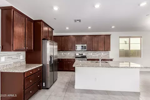 Kitchen - 10050 E Texas Ave, Mesa, AZ 85212 photo 2 of 3
