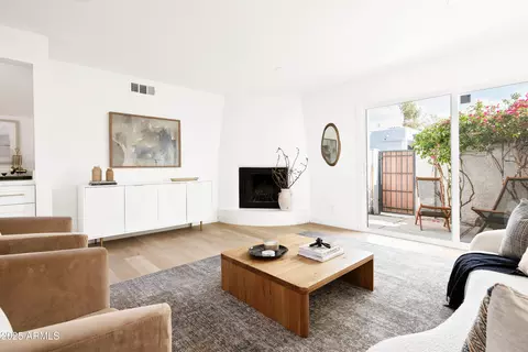 1631 E Gardenia Ave, Phoenix, AZ 85020
