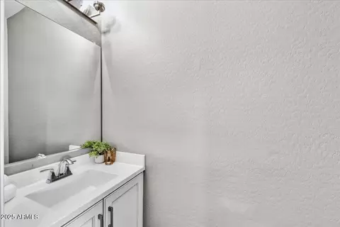 Bath - 25326 N 19th Dr, Phoenix, AZ 85085 photo 1 of 3
