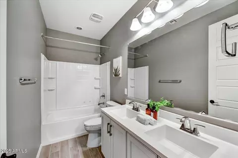 Bath - 25326 N 19th Dr, Phoenix, AZ 85085 photo 3 of 3