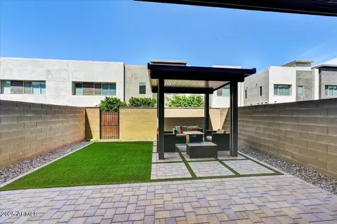 Exterior - 25326 N 19th Dr, Phoenix, AZ 85085 photo 2 of 4