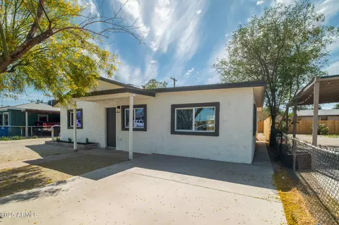 832 S Drew St, Mesa, AZ 85210 photo 2