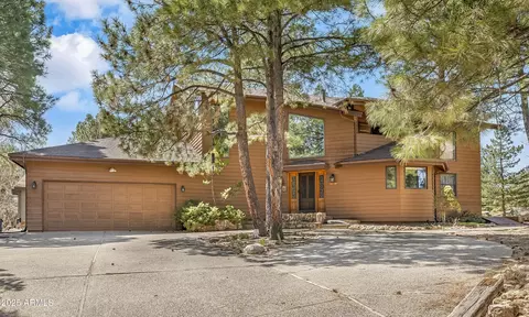 2197 N Pine Cone Ln, Flagstaff, AZ 86004
