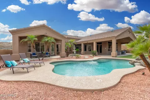 Exterior - 14841 S 6th Pl, Phoenix, AZ 85048 photo 7 of 11