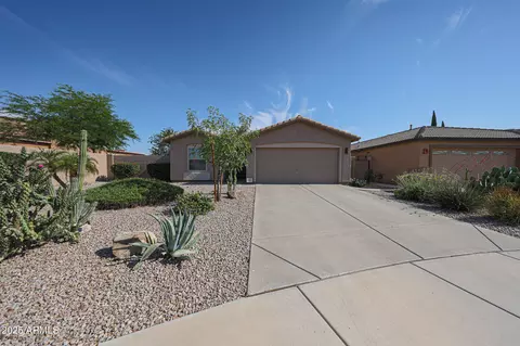 10371 W Pontiac Dr, Peoria, AZ 85382