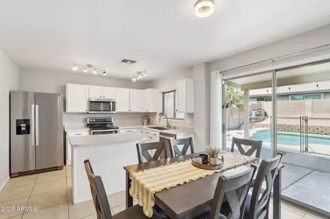 2306 E Parkside Ln, Phoenix, AZ 85024 photo 15