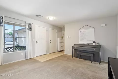 2306 E Parkside Ln, Phoenix, AZ 85024 photo 9