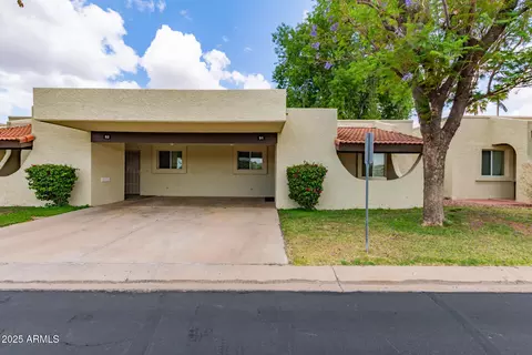 131 N Higley Rd #51, Mesa, AZ 85205