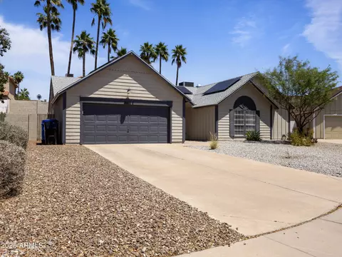 Exterior - 4632 E Kachina Trl, Phoenix, AZ 85044 photo 3 of 5