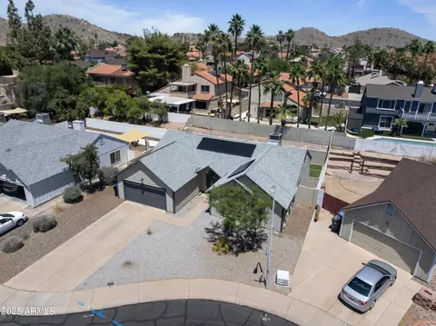 View/Area - 4632 E Kachina Trl, Phoenix, AZ 85044 photo 5 of 6
