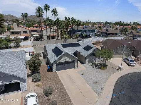 View/Area - 4632 E Kachina Trl, Phoenix, AZ 85044 photo 4 of 6