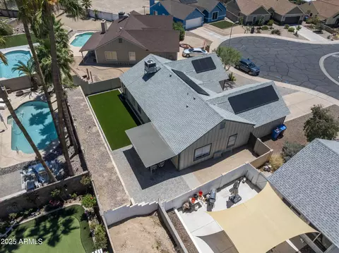 View/Area - 4632 E Kachina Trl, Phoenix, AZ 85044 photo 3 of 6