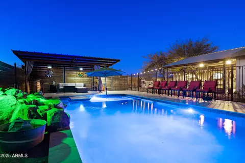 Exterior - 1018 N Wickiup Rd, Apache Junction, AZ 85119 photo 1 of 3