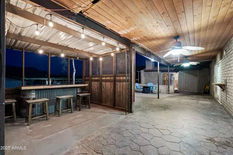 Exterior - 1018 N Wickiup Rd, Apache Junction, AZ 85119 photo 2 of 3