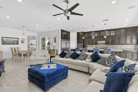 Living - 1508 E Lexington Ave, Gilbert, AZ 85234 photo 4 of 4