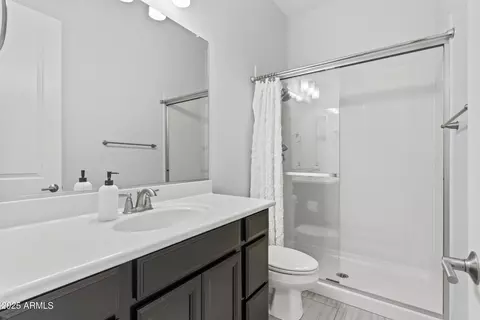 Bath - 1508 E Lexington Ave, Gilbert, AZ 85234 photo 6 of 7