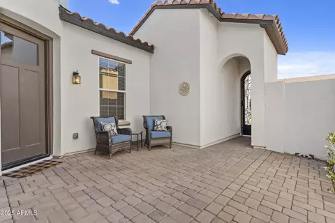 Exterior - 1508 E Lexington Ave, Gilbert, AZ 85234 photo 5 of 13