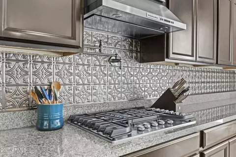 Kitchen - 1508 E Lexington Ave, Gilbert, AZ 85234 photo 5 of 5