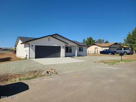 20259 E Sierra Dr, Mayer, AZ 86333
