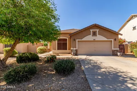 2140 S Benton Cir, Mesa, AZ 85209