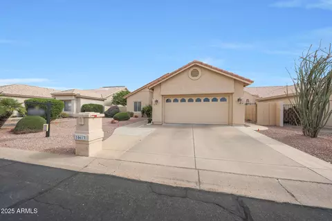 10613 E Nacoma Dr, Sun Lakes, AZ 85248