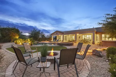 Exterior - 31703 N 15th Dr, Phoenix, AZ 85085 photo 6 of 7