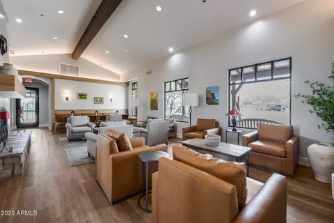 View/Area - 31703 N 15th Dr, Phoenix, AZ 85085 photo 8 of 9