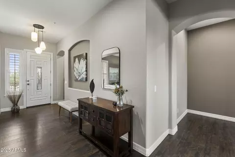 Entry Way - 31703 N 15th Dr, Phoenix, AZ 85085 photo 3 of 4