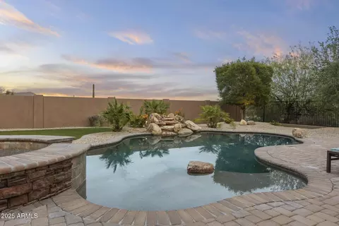 Exterior - 31703 N 15th Dr, Phoenix, AZ 85085 photo 3 of 7