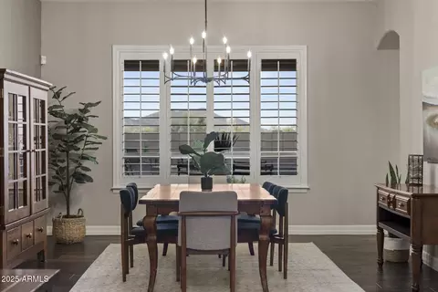 Dining - 31703 N 15th Dr, Phoenix, AZ 85085 photo 2 of 5