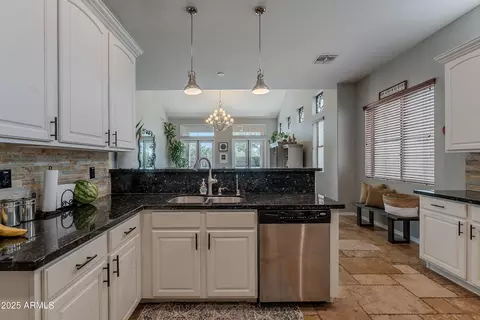 Kitchen - 2735 E Flower Ct, Gilbert, AZ 85298 photo 3 of 13